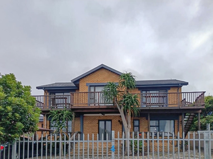 7 Bedroom Property for Sale in Dana Bay Western Cape